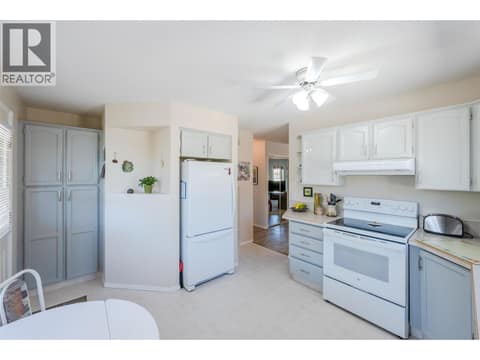 Photo 18 of 1634 Carmi Avenue Unit# 105, Columbia/Duncan, Penticton