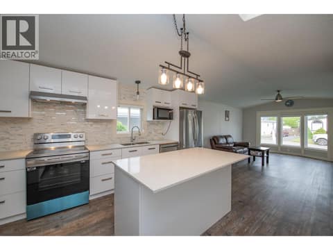 Photo 13 of 6710 Tronson Road Unit# 202, Okanagan Landing, Vernon