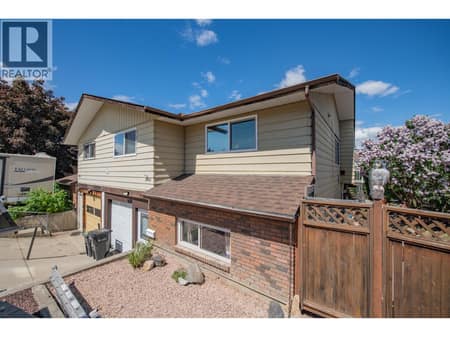 Photo 2 of 3701 15 Avenue, Mission Hill, Vernon