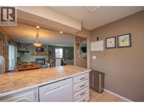 Photo 9 of 3701 15 Avenue, Mission Hill, Vernon