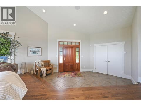 Photo 4 of 9520 Juniper Heights Road, Invermere Rural