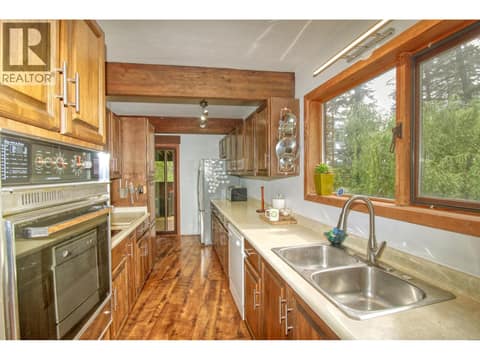 Photo 31 of 405 Kildare Way, Okanagan North, Vernon