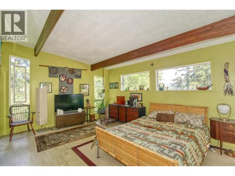 Top floor Primary at 405 Kildare Way, Okanagan North, Vernon