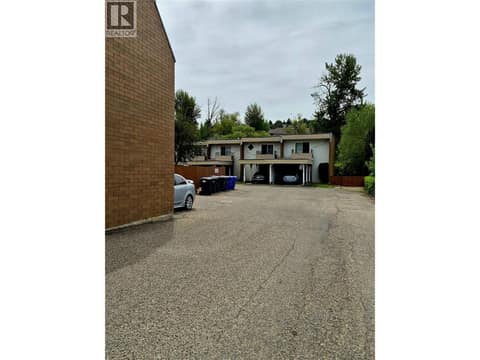 Access drive to inside the complex at 4102 24 Avenue Unit# 2, South Vernon