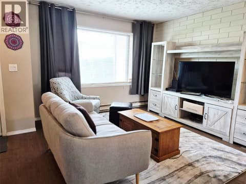 Living room at 4102 24 Avenue Unit# 2, South Vernon