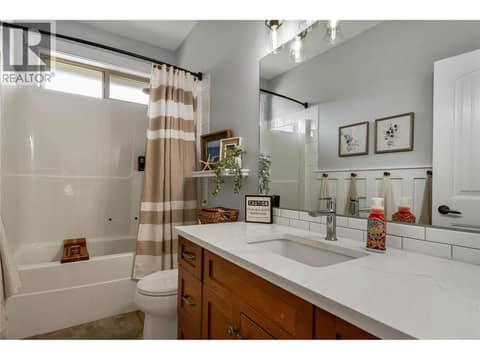 Main Bathroom at 1449 Red Mountain Place, Foothills, Vernon