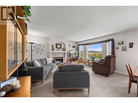 Well appointed Mainfloor at 4450 Postill Drive Unit# 14, Ellison, Kelowna