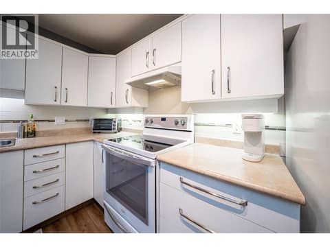 Photo 4 of 3300 Centennial Drive Unit# 112, City of Vernon