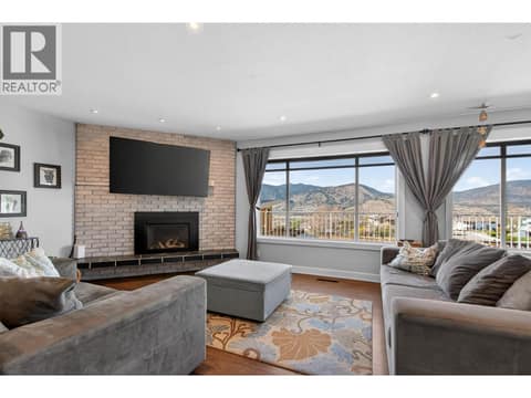 Photo 14 of 118 Dartmouth Place, Wiltse/Valleyview, Penticton