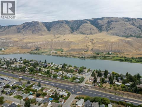 Photo 3 of 2690 Thompson Drive, Valleyview, Kamloops