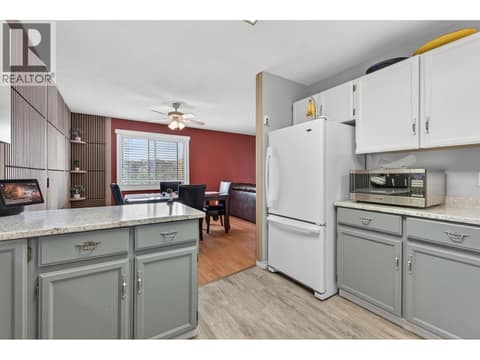 Photo 3 of 3608 27 Avenue Unit# 311, Westmount, Vernon