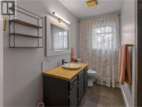 Photo 15 of 271 Middle Bench Road S, Uplands/Redlands, Penticton
