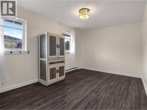 Photo 17 of 271 Middle Bench Road S, Uplands/Redlands, Penticton