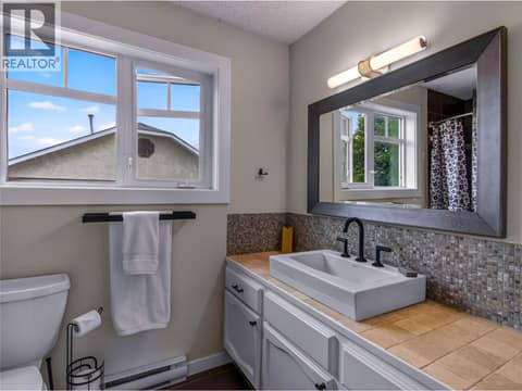 Photo 22 of 271 Middle Bench Road S, Uplands/Redlands, Penticton