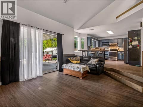 Photo 6 of 271 Middle Bench Road S, Uplands/Redlands, Penticton