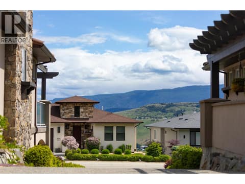 Photo 10 of 339 Cordon Place, Bella Vista, Vernon