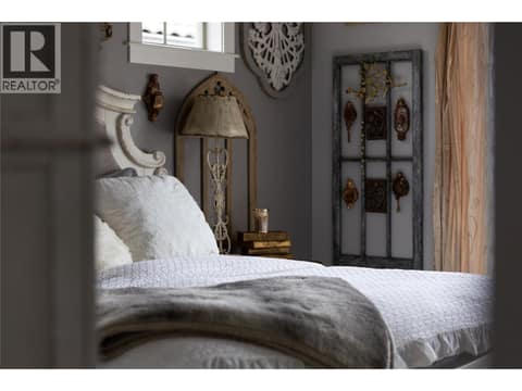 Principal Bedroom at 339 Cordon Place, Bella Vista, Vernon