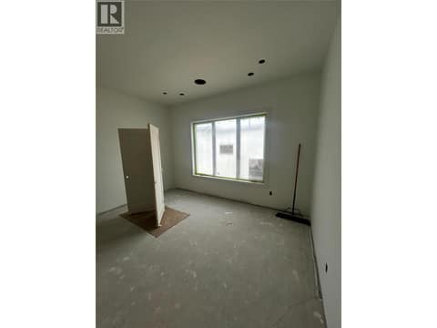 Photo 6 of 237 Turnberry Street, Black Mountain, Kelowna