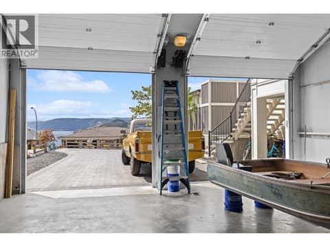 Garage. at 647 Mt Ida Drive, Middleton Mountain Coldstream