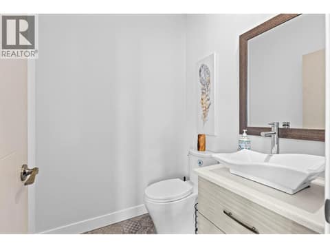 Half bath - Main floor. at 647 Mt Ida Drive, Middleton Mountain Coldstream