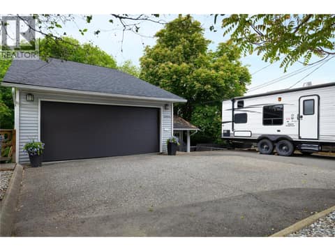 Photo 3 of 2904 24 Street, East Hill, Vernon