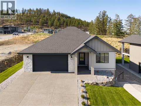 Photo 1 of 2125 Montenegro Drive, Black Mountain, Kelowna
