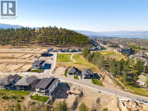 Photo 53 of 2125 Montenegro Drive, Black Mountain, Kelowna