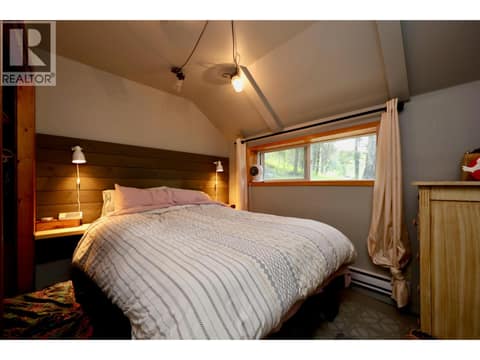 Photo 11 of 486 CHAMPAGNE Road Unit# 1, 2, 3,, South Hwy 95, Golden