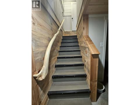 Staircase to lower level at 270 Brash-Allen Road, Enderby / Grindrod