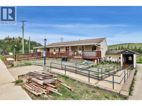 Photo 3 of 2805 HWY 5A South Highway, Knutsford-Lac Le Jeune, Kamloops