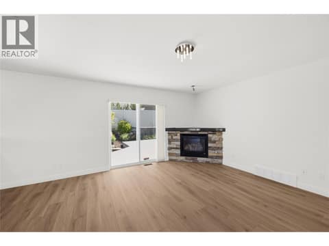 Photo 15 of 2850 Evergreen Drive, Wiltse/Valleyview, Penticton