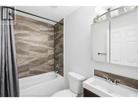 Photo 28 of 2850 Evergreen Drive, Wiltse/Valleyview, Penticton