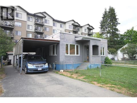 Photo 26 of 3208 35 Street, City of Vernon