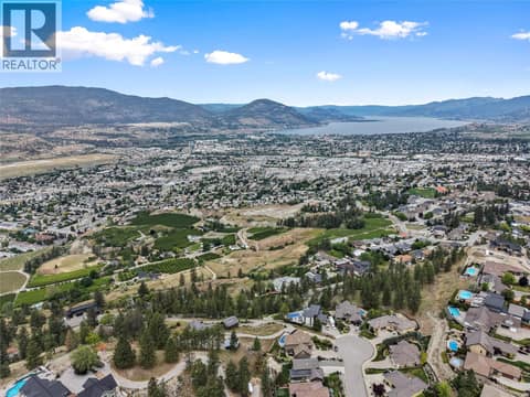 Photo 6 of 3224 Evergreen Drive, Wiltse/Valleyview, Penticton