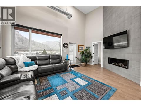 Photo 8 of 7450 Dallas Drive, Dallas, Kamloops