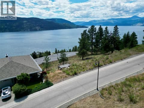 Photo 5 of 8816 Stonington Road, Adventure Bay, Vernon