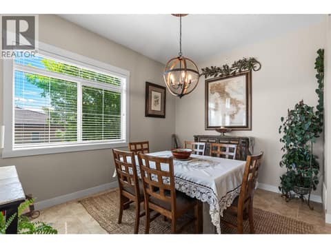 Photo 40 of 325 Cordon Place, Bella Vista, Vernon
