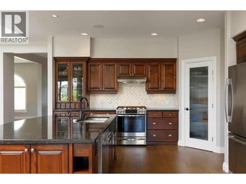 Photo 16 of 4830 Westridge Drive, Crawford Estates, Kelowna