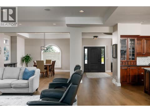 Photo 8 of 4830 Westridge Drive, Crawford Estates, Kelowna