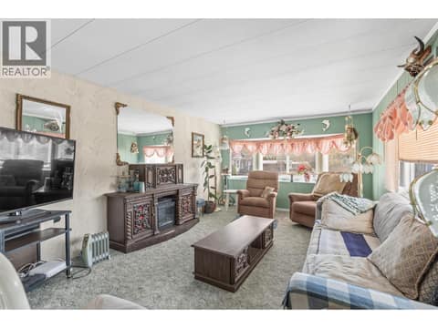 Photo 11 of 2727 Lakeshore Road Unit# 36, Bella Vista, Vernon