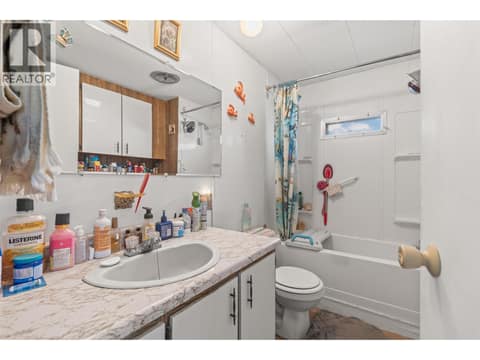 Photo 14 of 2727 Lakeshore Road Unit# 36, Bella Vista, Vernon