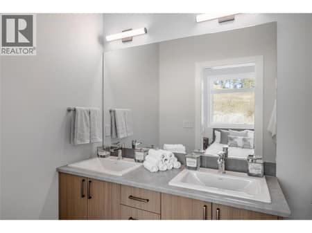 Photo 6 of 3425 Hilltown Drive Unit# 4, McKinley Landing, Kelowna