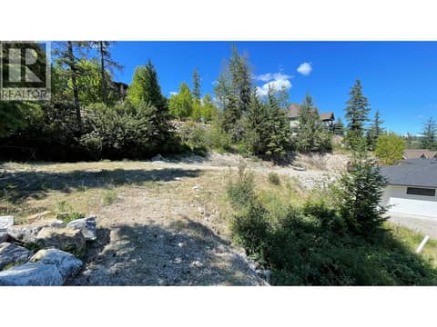 Photo 3 of 271 Chicopee Road Unit# 1, Predator Ridge, Vernon
