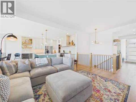 Photo 16 of 1081 ANTLER Drive, Columbia/Duncan, Penticton