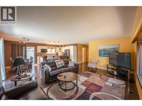 Photo 7 of 186 Dunant Crescent, Columbia/Duncan, Penticton