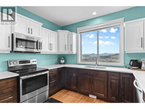 Photo 13 of 6552 Blackcomb Place, Foothills, Vernon