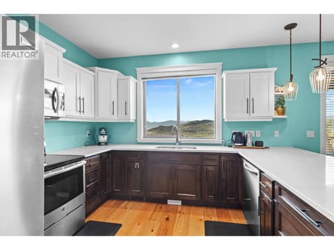 Photo 14 of 6552 Blackcomb Place, Foothills, Vernon