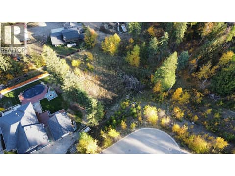 Photo 2 of 2571 Cedar Ridge Court, Lumby Valley