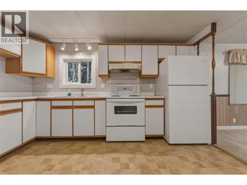 Photo 5 of 7400 Pleasant Valley Road Unit# 34, East Hill, Vernon