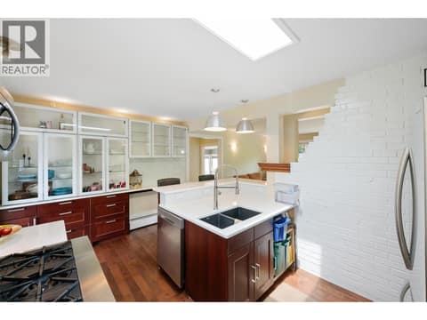 Photo 13 of 1322 Ridgedale Avenue, Columbia/Duncan, Penticton